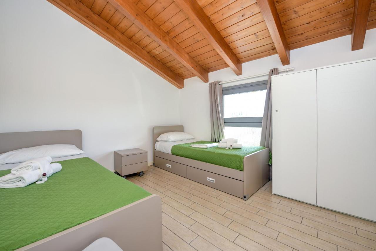 Borgo Gasparina Family Apartments Castelnuovo del Garda Exterior foto